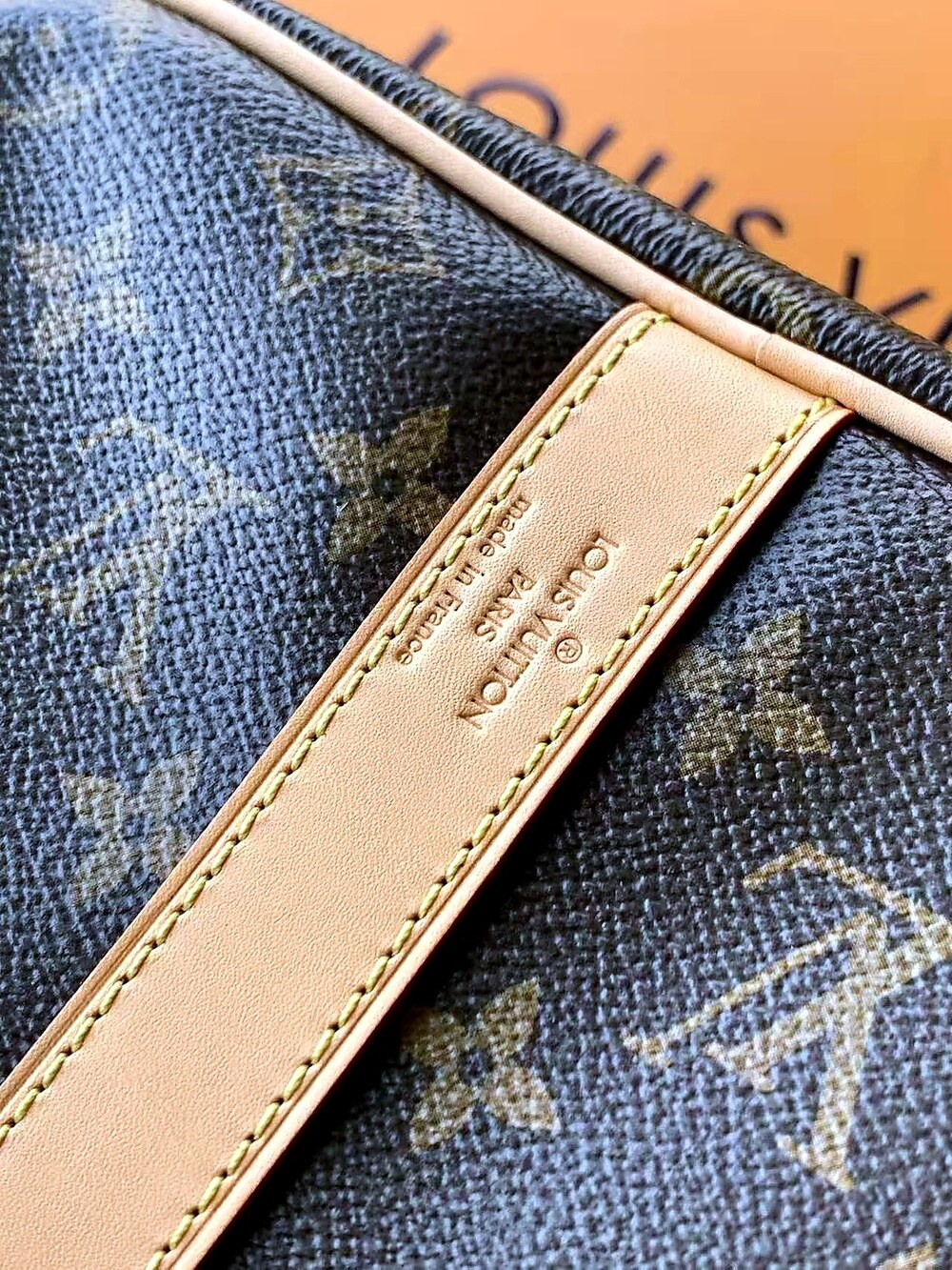 Louis Vuitton Keepall Bandouliere 55 - Picture 5 of 6